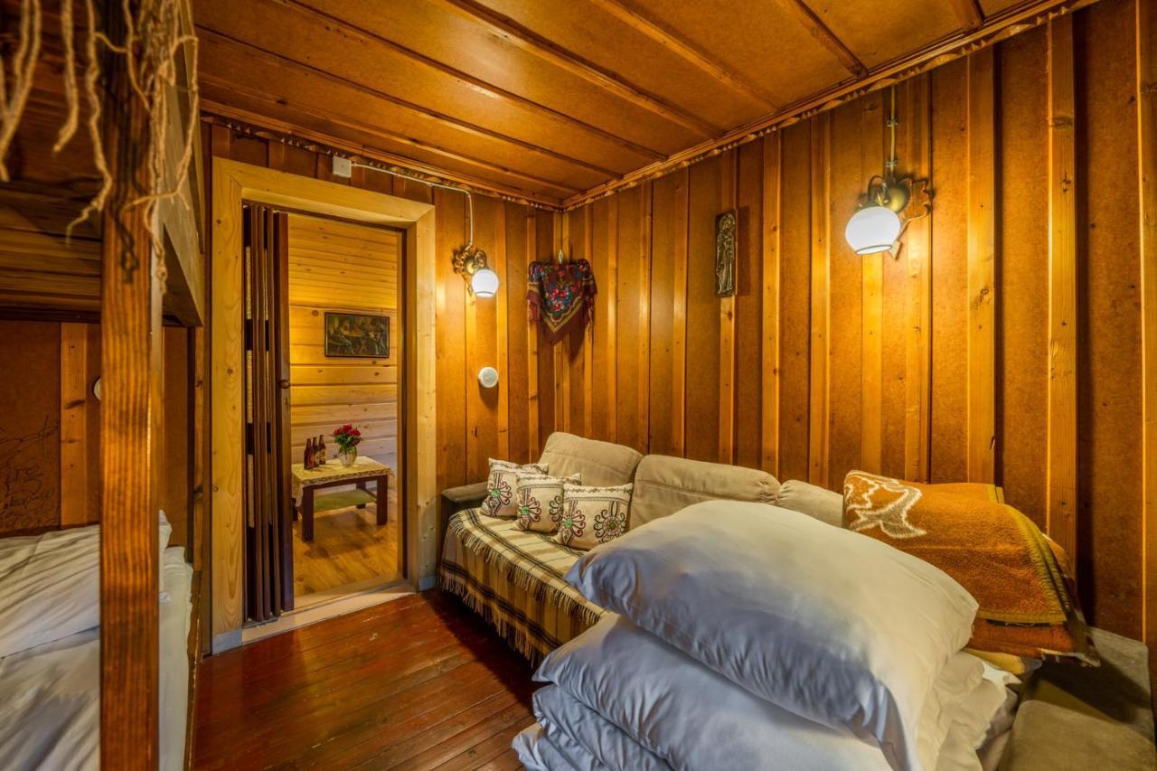 Habitación en casa particular Z Widokiem Na Gory I Prywatny Z Zadaszona Altana - Grillem I Ogniskiem. *